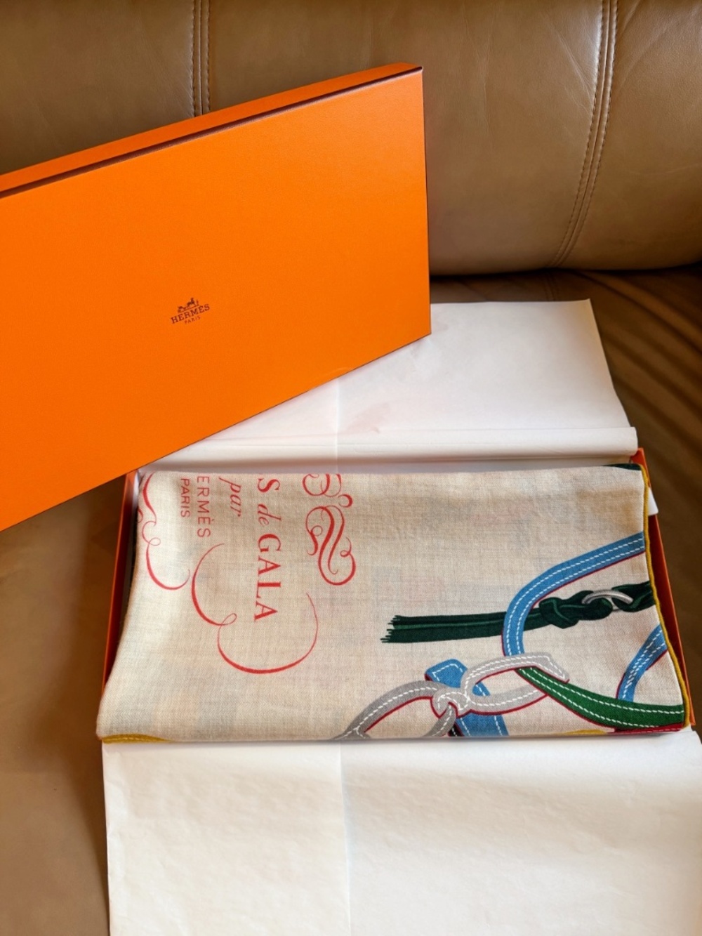 Hermes 140 Cashmere Slik Shawl Scarf Brides de Gala Applique Pique New with Tag